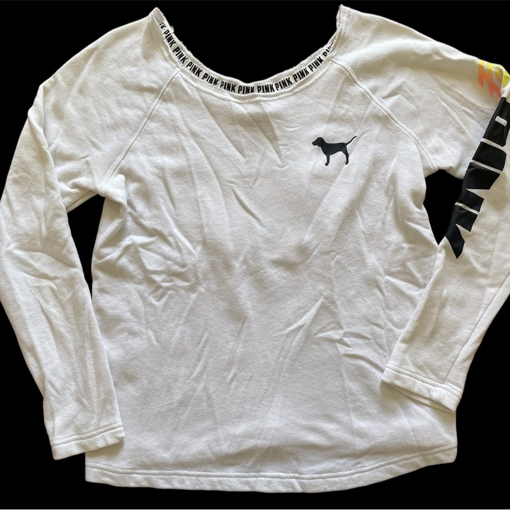 Off shoulder long sleeve